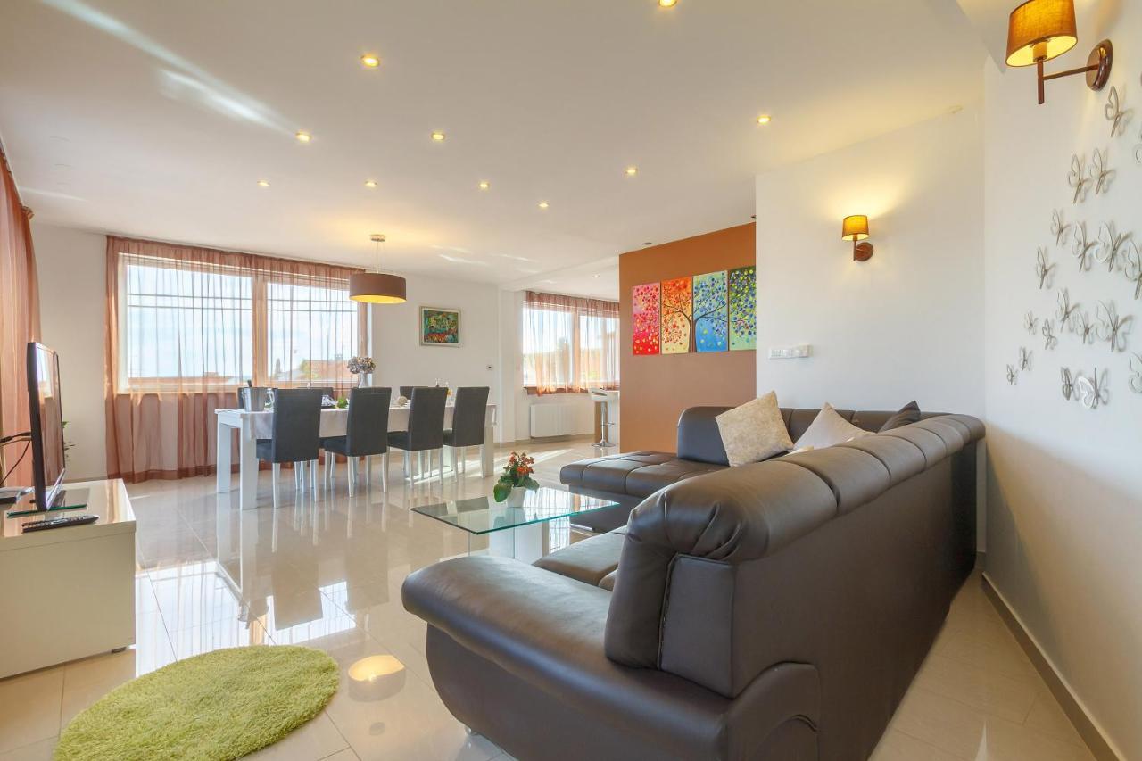 Villa Antonia Корнич Экстерьер фото